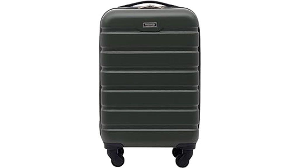 deep 22 inch hardside spinner