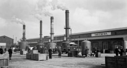 dye company to chemicals